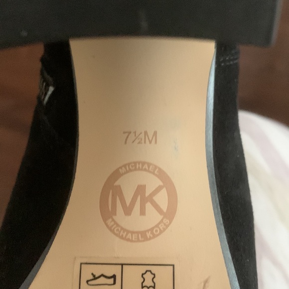 Michael kors booties with studded block heel - Picture 8 of 8